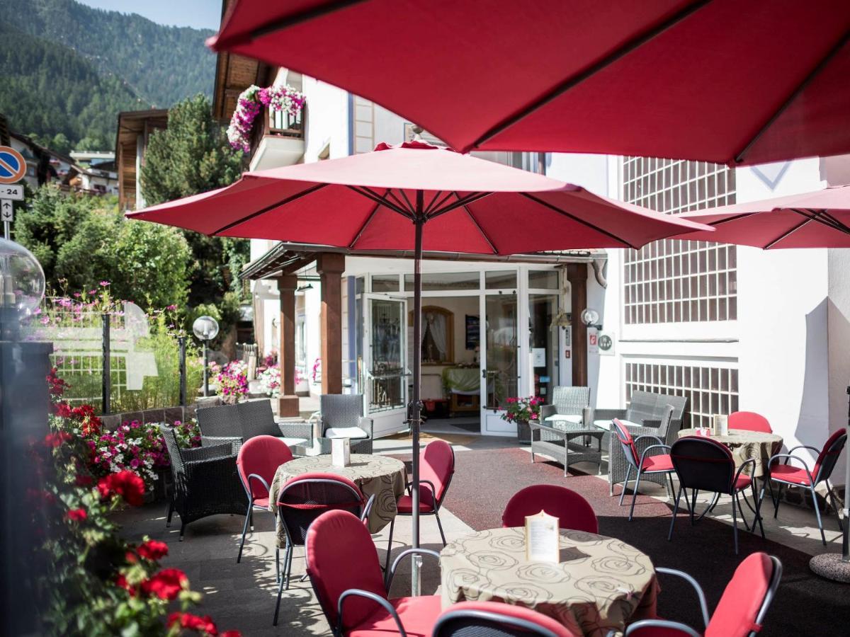 Hotel Cosmea St. Ulrich in Gröden Exterior foto